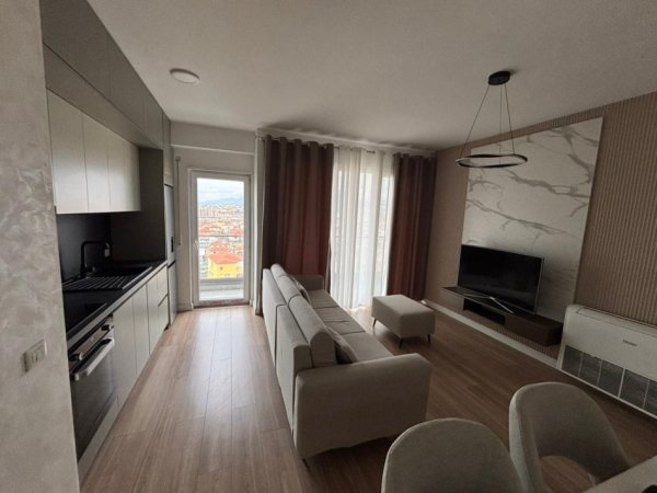 Tirane, jepet me qera apartament 2+1+Aneks+Ballkon Kati 9, 700 € (rruga don bosko)