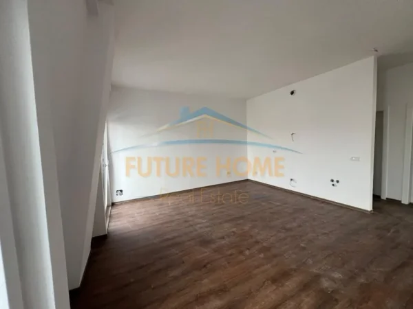Tirane, shitet apartament 2+1+Ballkon Kati 4, 103 m² 159.000 € (TEG)