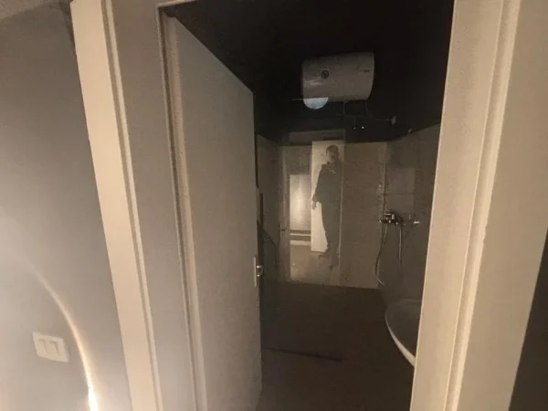 Tirane, jepet me qera ambjent biznesi Kati 0, 200 m² 3.000 € (Qender)