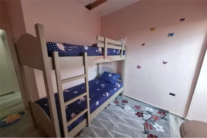 Vlore, shitet apartament 2+1 Kati 2, 78 m² 120.000 € (Rruga Ali Demi, Vlorë)