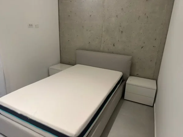 Tirane, jepet me qera Vile 3+1 , 200 m² 3.400 € 