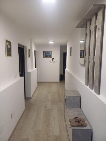 Tirane, jepet me qera apartament 1+1 Kati 1, 75 m² 600 € (ALI DEMI)