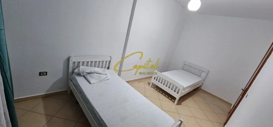 Tirane, jepet me qera apartament 2+1 Kati 3, 75 m² 500 € (YZBERISHT)