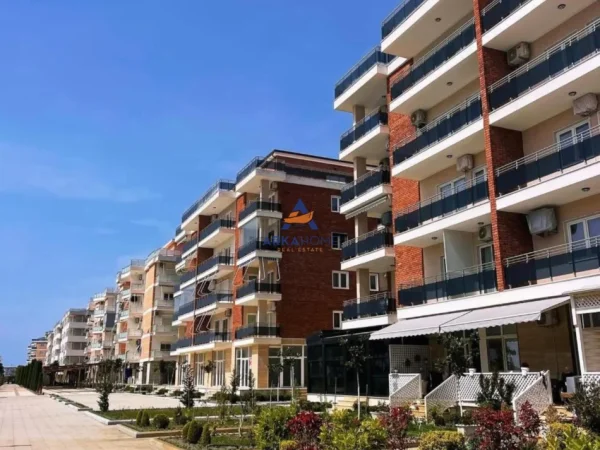 Shkoder, shitet apartament 1+1+Ballkon Kati 1, 72 m² 144.000 € 