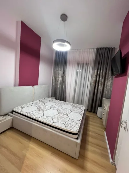 Tirane, jepet me qera apartament 2+1 Kati 6, 111 m² 800 €