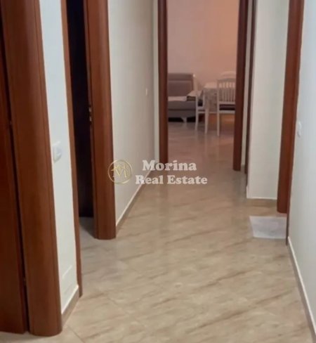 Tirane, jepet me qera apartament 2+1 Kati 2, 98 m² 650 € (Don Bosko)