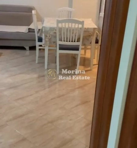 Tirane, jepet me qera apartament 2+1 Kati 2, 98 m² 650 € (Don Bosko)