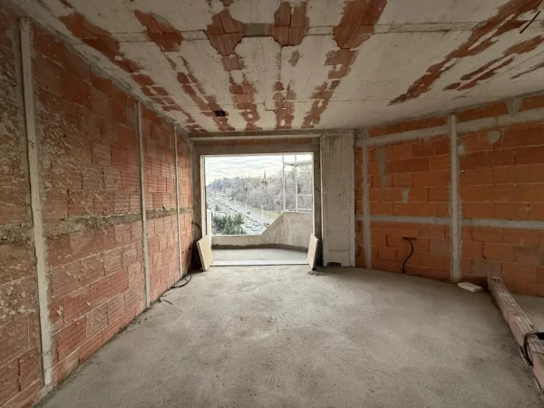 Tirane, shitet apartament 3+1+Ballkon Kati 3, (Rruga e Elbasanit)