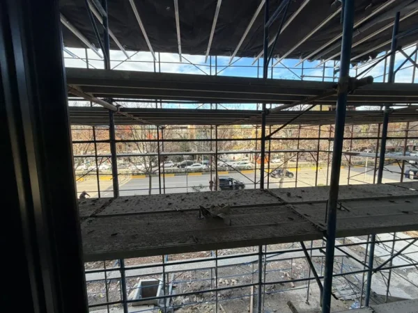 Tirane, jepet me qera zyre Kati 2, 275 m² 5.500 € (Squere 21)