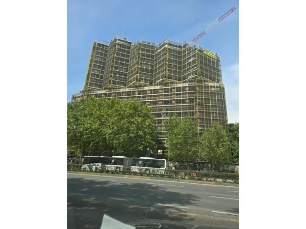 Tirane, shitet apartament 2+1 Kati 3, 97.3 m² 175.000 € (Colonnade Residence)