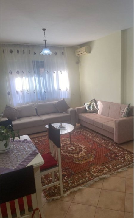 🏠 Jepet me Qera Apartament 1+1 tek  Selvia/ Gjimnazi Partizani