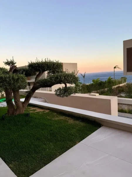 Shqiperi, shitet Vile 2 Katshe , 160 m² (palase)