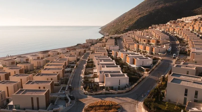Shqiperi, shitet Vile 2 Katshe , 160 m² (palase)