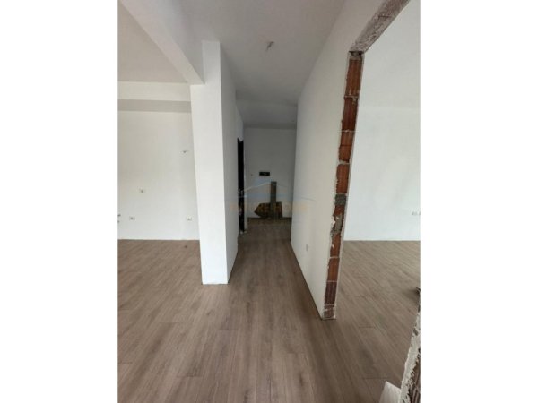 Tirane, shitet apartament 2+1 Kati 7, 116 m² 230.000 € 