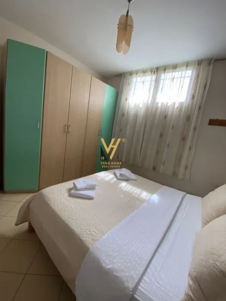 Tirane, jepet me qera shtepi 3+1+Ballkon Kati 0, 80 m² 850 € (BULEVARDI ZOGU I)