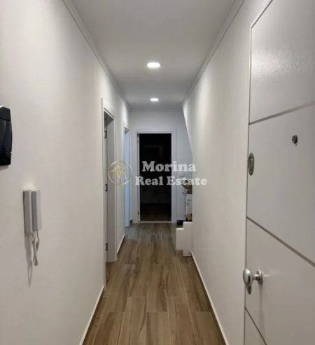 Tirane, jepet me qera shtepi 1+1 Kati 2, 75 m² 400 € (Shkoze)