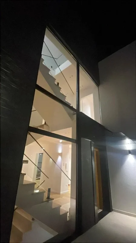 Tirane, jepet me qera Vile 2 Katshe , 280 m² 3.000 € (TEG)