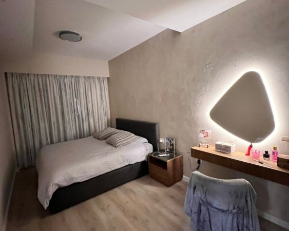 Tirane, jepet me qera apartament 2+1 Kati 6, 80 m² 800 € (21 DHJETORI)