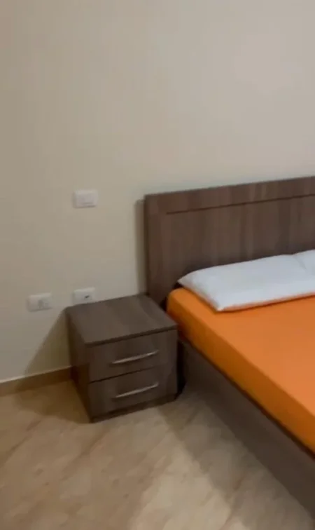 Tirane, jepet me qera apartament 2+1+Ballkon Kati 2, 98 m² 650 € (Don Bosko)