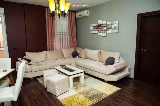 Tirane, jepet me qera apartament 2+1 Kati 6, 100 m² 900 € (Rruga Zef Jubani)