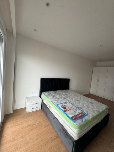 Tirane, jepet me qera apartament 1+1 Kati 7, 70 m² 550 € (Don Bosko)