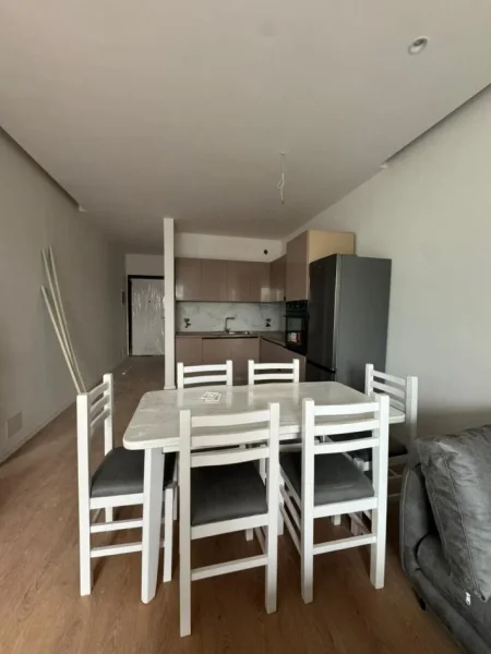 Tirane, jepet me qera apartament 1+1 Kati 7, 70 m² 550 € (Don Bosko)