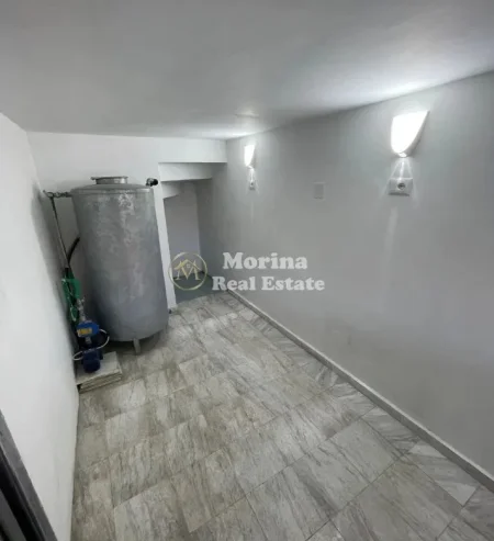 Tirane, jepet me qera ambjent biznesi Kati 0, 90 m² 800 € (Rruga Bardhyl)