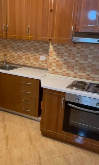 Tirane, jepet me qera apartament 2+1 Kati 2, 98 m² 650 € (DON BOSKO)