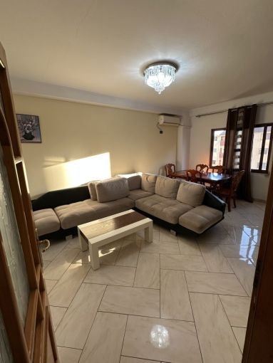 Tirane, jepet me qera apartament 2+1+Aneks+Ballkon Kati 4, 86 m² 500 € (rruga don bosko)