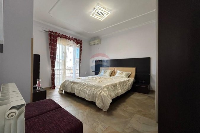 Tirane, jepet me qera Vile 1+1+Ballkon Kati 2, 100 m² 650 € (vilat gjermane)