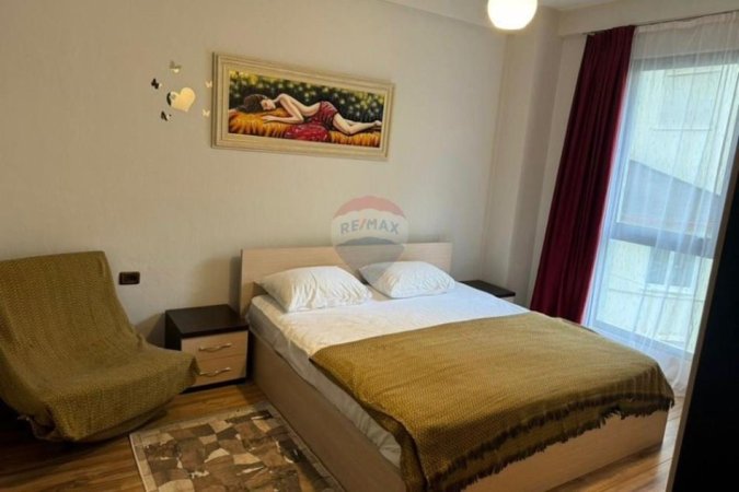 Tirane, jepet me qera apartament 2+1 , 100 m² 800 € (Myslym shyri)