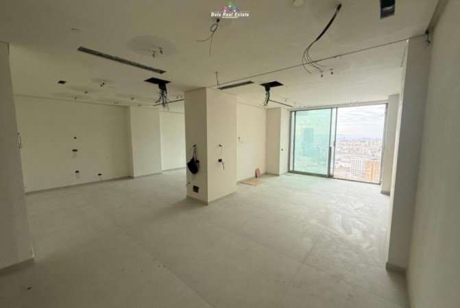 Tirane, jepet me qera apartament 1+1 , 110 m² 2.000 € (Rruga e Elbasanit)