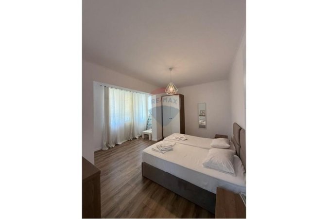 Tirane, jepet me qera apartament 1+1 Kati 5, 50 m² 600 € (Rruga Myslym Shyri)