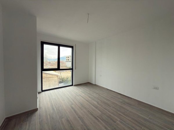 Tirane, shitet apartament 1+1+Ballkon Kati 1, 65 m² 125.000 € (ISH Dogana)