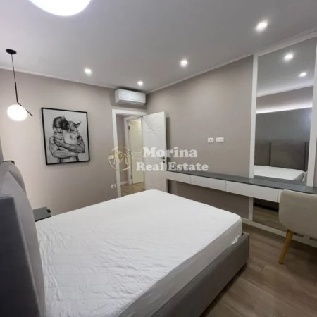 Tirane, jepet me qera apartament 1+1 Kati 11, 67 m² 750 € (Square 21)