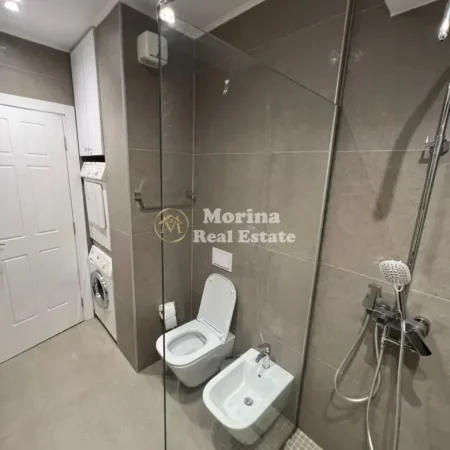 Tirane, jepet me qera apartament 1+1 Kati 11, 67 m² 750 € (Square 21)