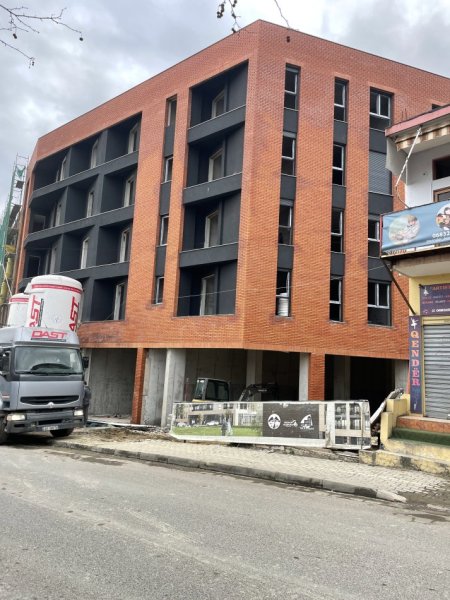 Tirane, shitet apartament 2+1 Kati 2, 105 m² 