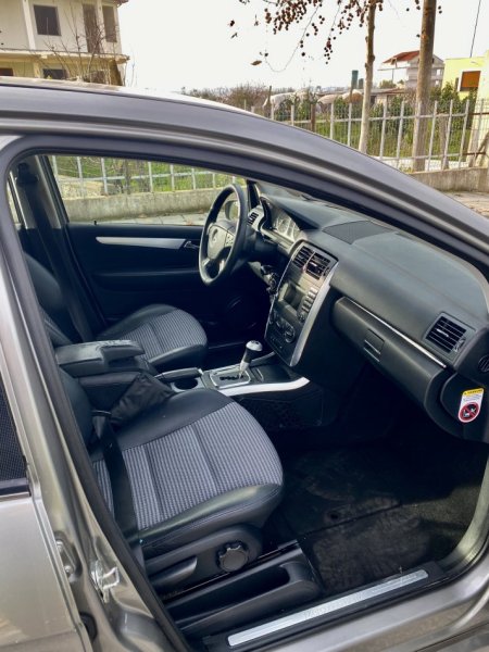 Kavaje, shes makine E sapo ardhur nga italia Nafte, ulliri automatik Kondicioner 24.000 km 3.700 €