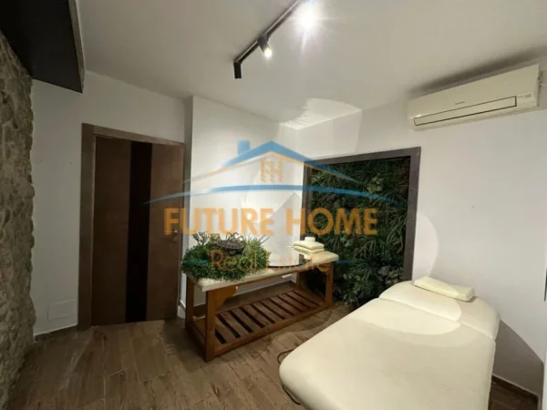 Tirane, shitet apartament 2+1 Kati 1, 100 m² (Sheshi Willson)