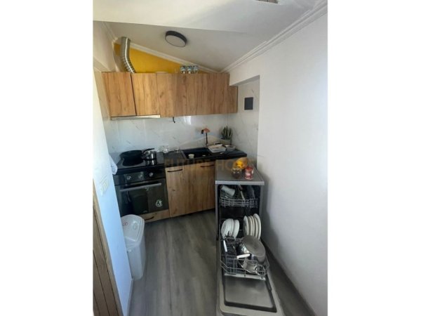 Tirane, jepet me qera apartament 3+1+Ballkon Kati 2, 160 m² 520 € (Vilat Gjermane)