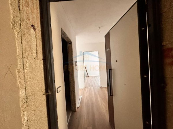 Tirane, shitet apartament Kati 9, 88 m² 165.920 €