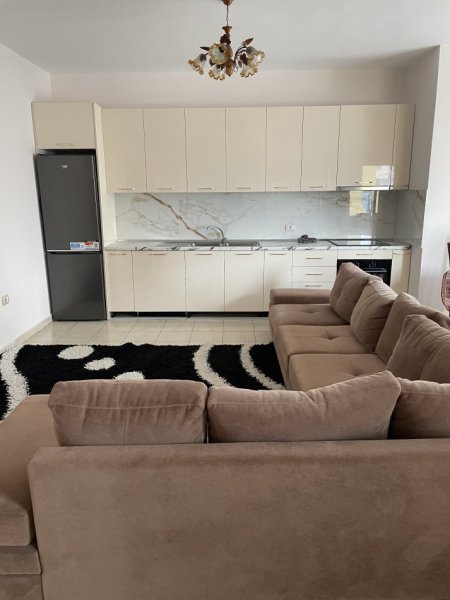 Tirane, jepet me qera Vile 2+1+Aneks+Ballkon , 130 m² 400 € (Sauk I Vjeter)