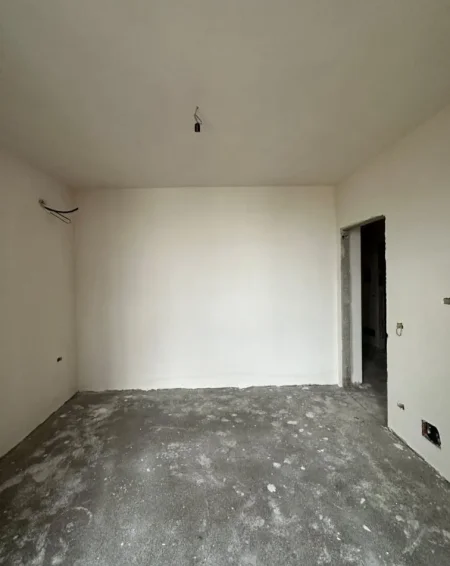 Tirane, shitet apartament 1+1 , 65 m² 138.800 € 