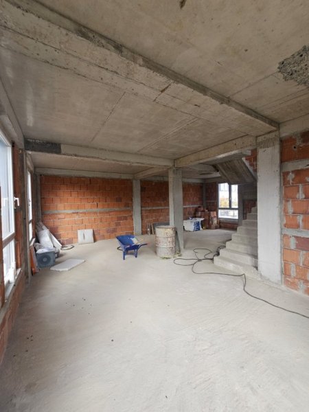 Tirane, shitet Vile 3 Katshe , 100 m² 350.000 € (Rruga Eshref Ademaj , Sauk)