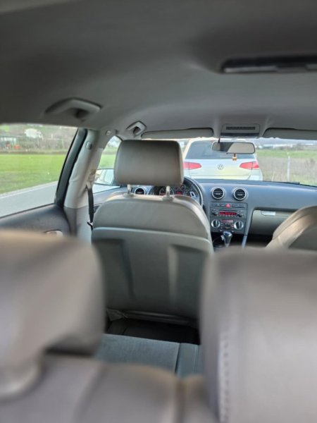 Tirane, shes makine Shitet Audi A3 Sportback Nafte, e zeze automatik Klima 252.200 km 4.700 €
