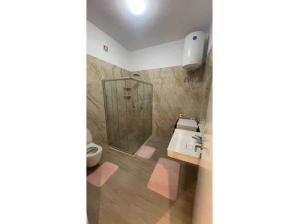 Tirane, jepet me qera apartament 2+1 Kati 4, 106 m² 650 € (kamez perballe bashkise)