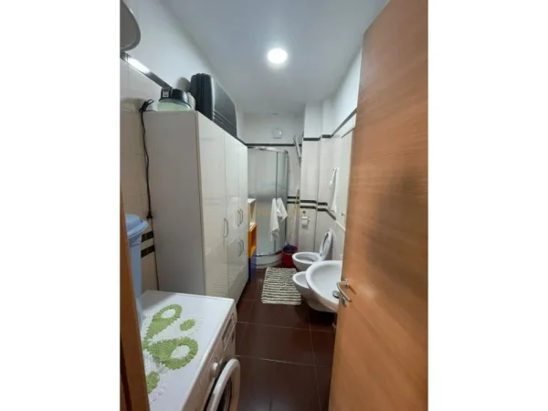 Tirane, shes apartament 2+1+Aneks+Ballkon Kati 2, 100 m² 255.000 € (kompleksi sona liqeni thate)