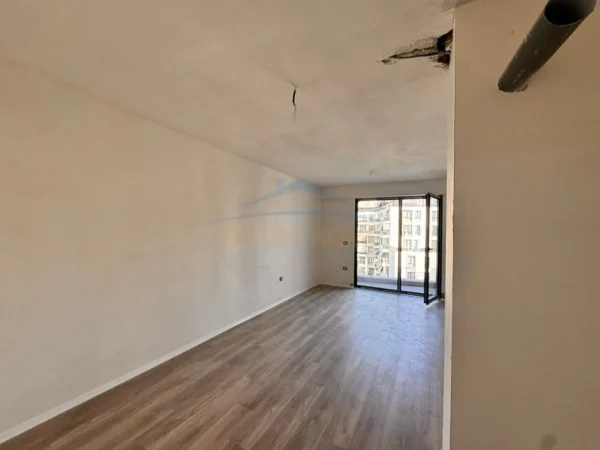 Tirane, shitet apartament 2+1+Ballkon Kati 9, 98 m² 165.920 € (Ish Fusha Aviacionit , Tirane)