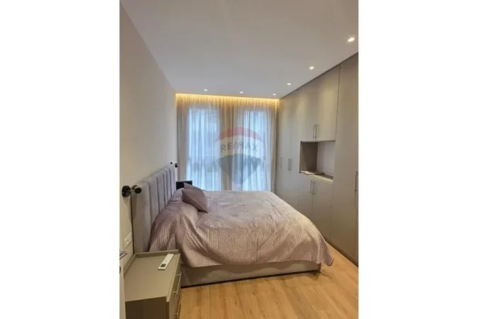 Tirane, shitet apartament 2+1 Kati 3, 98 m² 155.000 € (Univers City)