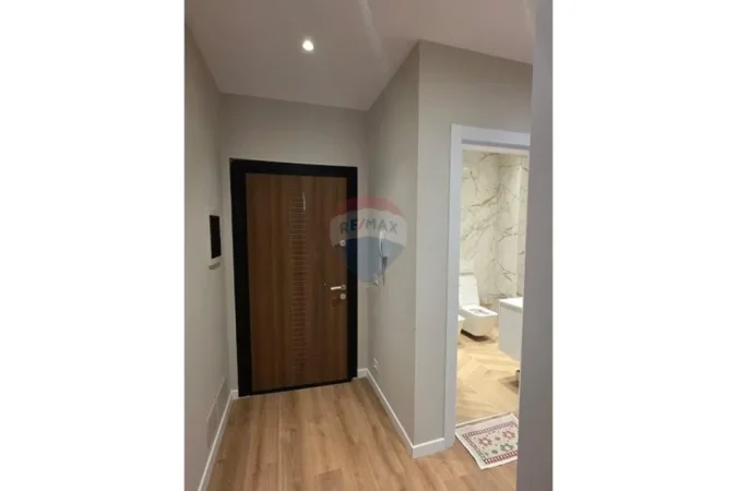 Tirane, shitet apartament 2+1 Kati 3, 98 m² 155.000 € (Univers City)